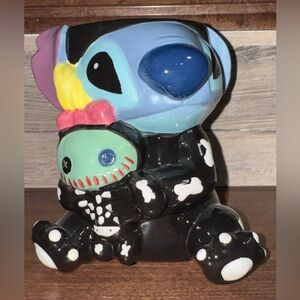 Cute 🥰 Disney Stitch Halloween Skeleton Figural Mug with Scrum Zrike Brand New